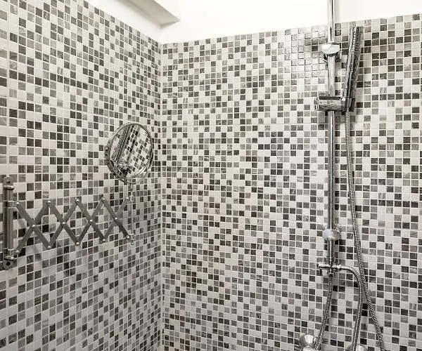 Charming Downtown Hideaway Steps From New York Cafe! Lejlighed *