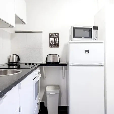 Apartment Charming Downtown Hideaway Steps From New York Cafe! Budapest